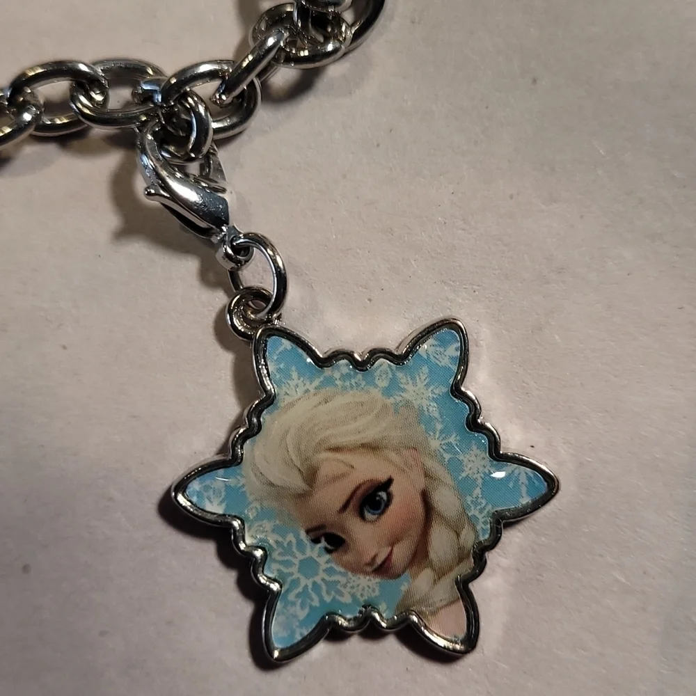 Disney Girls Charm Bracelet NEW
